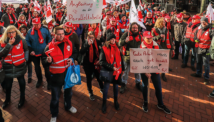 Tausende Kolleg*innen streikten lautstark für mehr Geld